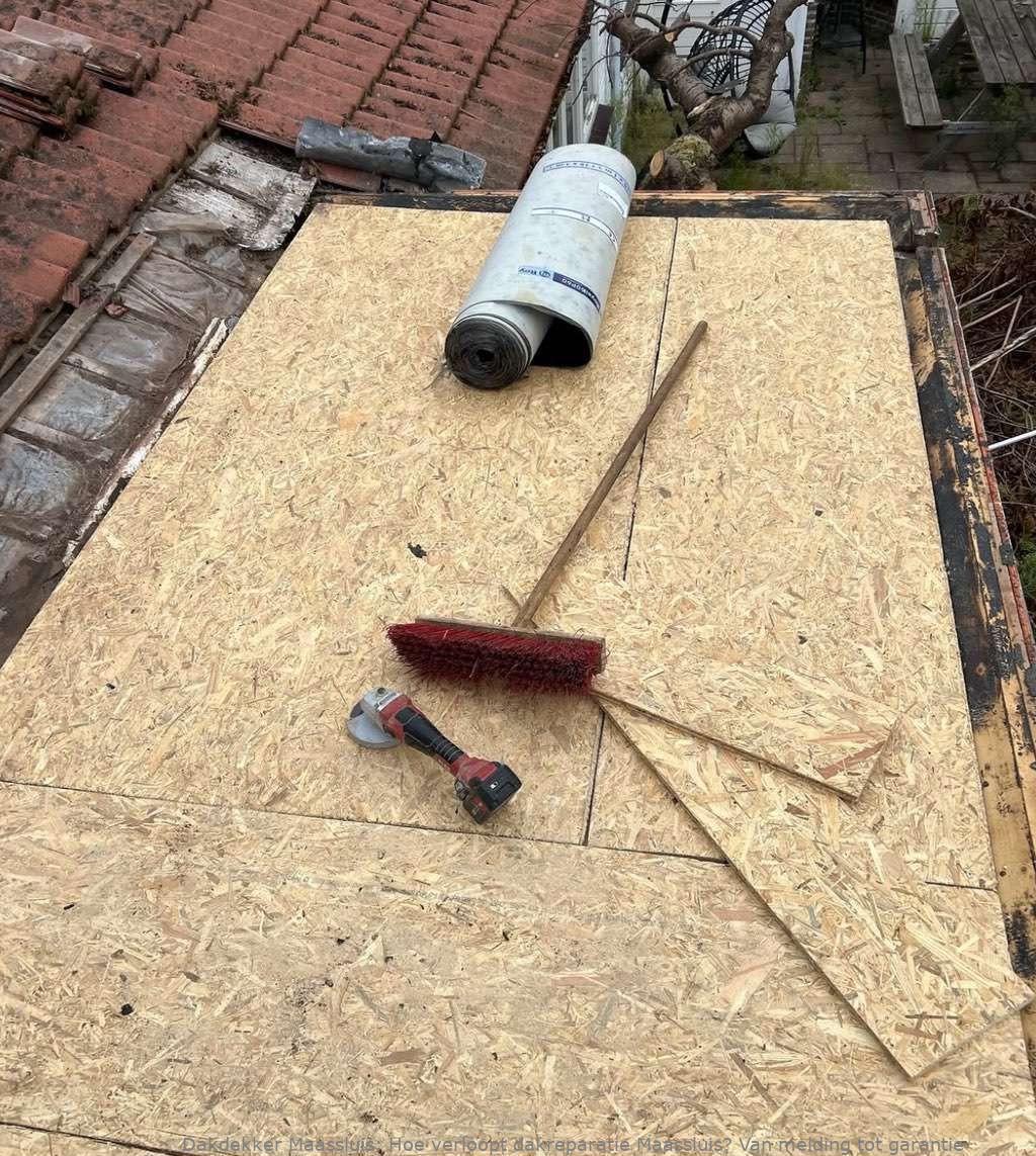 Hoe Verloopt Dakreparatie Maassluis